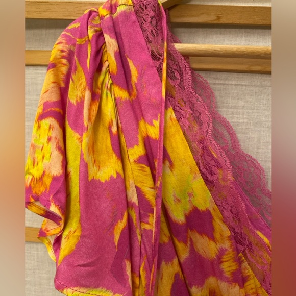 NWT | The Fifi Floral Dress features a lace trim v-neck by Olivaceous - Picture 5 of 7